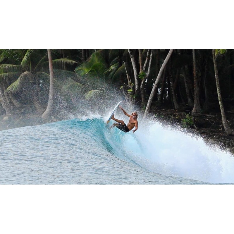 Surfyogis 100% NATURAL REEF SAFE SURFSCREEN COLD CLIMATE FORMULA Sunscreen