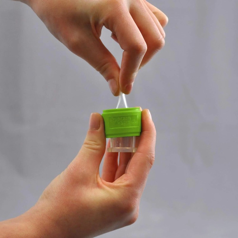 Green Sippy Cup Bottle Adapter Fits Standard Water Bottles Bpa