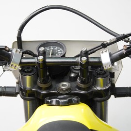 Xitomer 22mm Handlebar Risers 7/8'' Motorcycle ATV Dirt Bike Handlebar Risers With Clamps Fit for MT-25, MT-03, WR250R, Handle Bar Clamps Fit for DR 250 V-Strom 650 (Sand Black,30mm(1.18inch))
