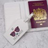 Azeeda 'Urlaubsmodus mit Sonnenbrille und Handflächen' Passhülle & Gepäckanhänger (PA00029635)