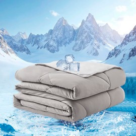 warmcloud Cooling Blanket Queen Size Cooling Blankets for Hot Sleepers Cooling Breathable Comforter Summer Thin Comforter Queen Size Bedding Cooling Duvet Light Gray and Dark Gray
