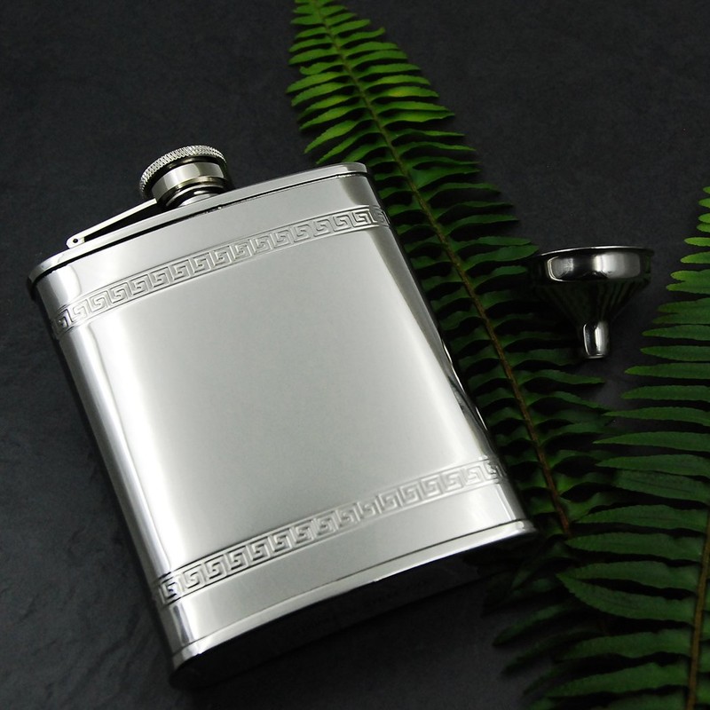 iSavage 6oz Hip Flask with Engraving Decoration with a Funnel