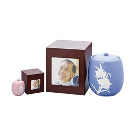 The Stone Cremation Urn Case, Can Be Displayed With Remains, Gentle Wood Grain Urn Case, 2 Different Sizes, Perfect for Cameo (2.3 Sizes)