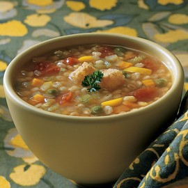 Amy’s Soup, Vegan Vegetable Barley Soup, Low Fat, Made With Organic Tomatoes, Carrots and Celery, Canned Soup, 14.1 Oz