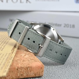 [Anbeer] 18mm 時計バンド ナイロン ツーピース式 クイックリリーズ替えベルト メタル製ループ付き グレー シルバーバックル