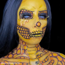 Color Cup Carded Yellow Makeup Accessory