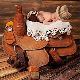 Qyeaber Newborn Photography Props Baby Boy Handmade Crochet Knitted Costume Cowboy Style Hat & Boots Brown & White (Cowboy)