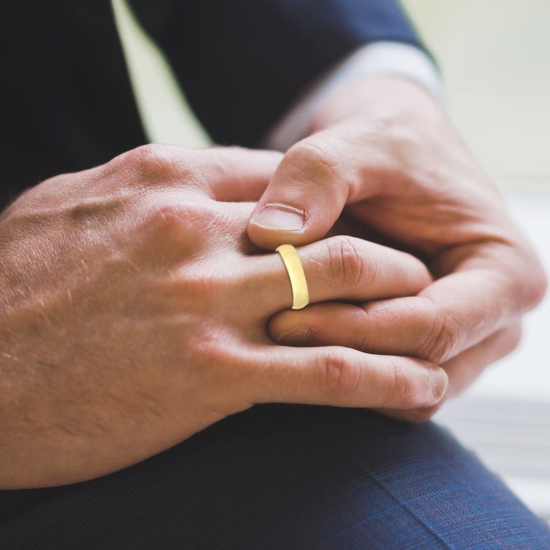 4mm Domed Wedding Band in 10K Yellow Gold