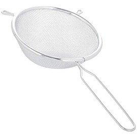 Chef Aid 20cm / 8 Inch long handled metal Sieve, Kitchen essential tool and ideal for straining, draining, washing and wide range of foods, with a fine mesh for ease of use