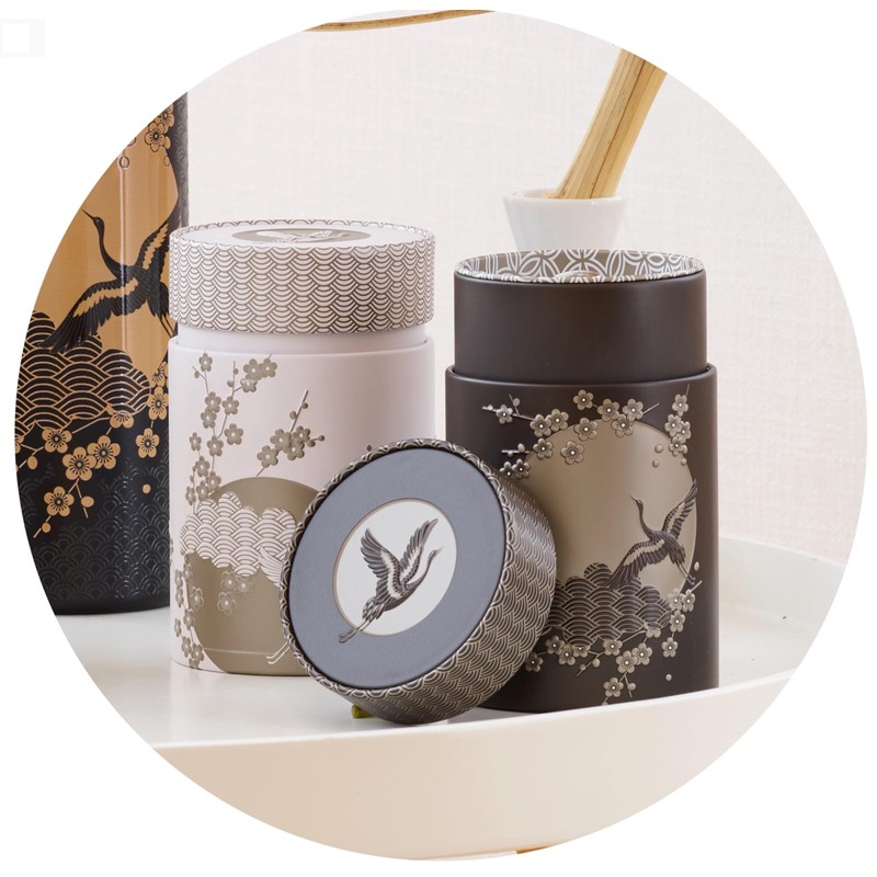 Komorebi Tin 150 g Each Set of 2 with Light
