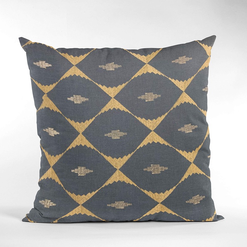 Plutus Brands Blue Plutus Cube Diamond Luxury Throw Pillow 18
