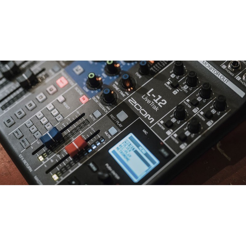 Zoom RKL-12/IF Rack Mount for L-12