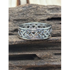 Designer Inspirations Boutique MENS Irish Open Celtic Knot Wedding Band Ring - 7MM Wide - 925 Sterling Silver - Irish Celtic Jewellery - Size T