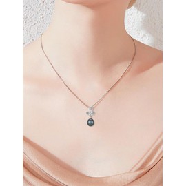 KANNSOAR Tahitian Black Pearl Necklace,18K White Gold Plated Sterling Silver Four-Leaf Clover Pendant for Wedding Anniversary Birthday Graduation Jewelry Gift for Women Wife Mom Lover Girlfriend Classmate