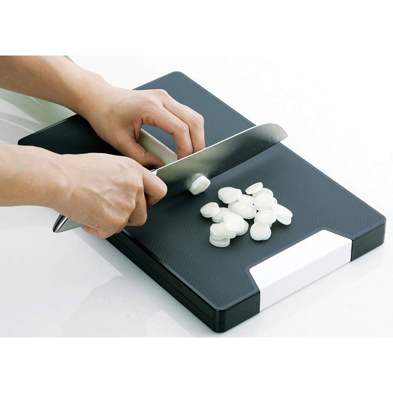 Fuji Pax 4989918502997 Antibacterial Cutting Board, Karuwaza Black