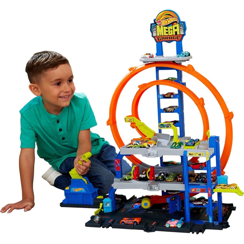 Hot Wheels City Mega Loop Garage Track Set with 1:64