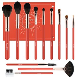Juego de brochas de maquillaje profesional desde una matriz de brochas de base de sombra de ojos hasta un cepillo corrector hasta pinceles de...      