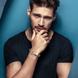 JewelryWe Men's Christian Cross Bracelet - Rock Hip-Hop Byzantine Chain Crossover Bracelet Religious Faith Jewelry for Catholic Orthodox Protestant Christianity