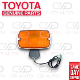 Toyota 69 - 75 TOYOTA LAND CRUISER FJ40 BJ40 FRONT TURN SIGNAL LIGHT LAMP OEM NEW
