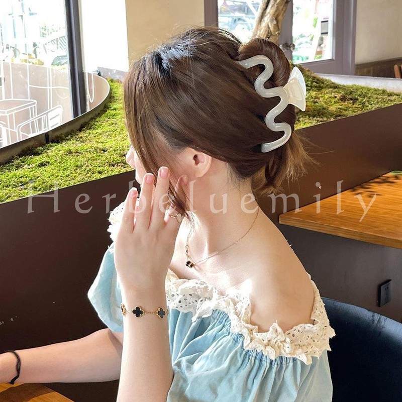 Herbeluemily Hair Clip, Hair Claw, Ducker, Large, Ribbed Hair Claw,
