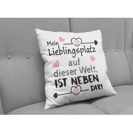 Love Cushion with Slogan “Mein Lieblingsplatz auf Dieser Welt, ist neben dir”, Love, Treasure, Relationship, Gift, Valentine's Day, Decorative Cushion, White, 40 cm x 40 cm