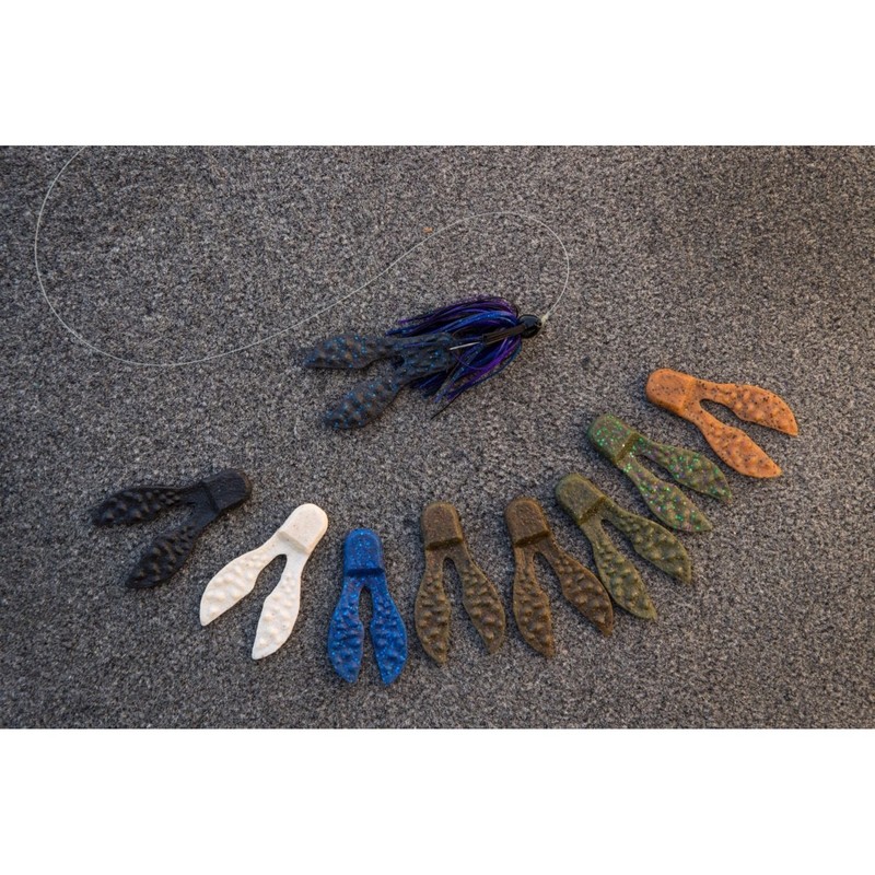 PowerBait MaxScent Meaty Chunk Black Blue Fleck 3in | 8cm