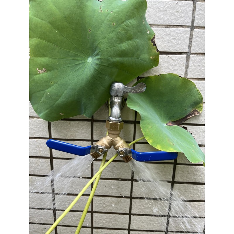 water spigot splitter with 4" Valve Handles, Hose Bib Splitter