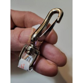 volt 2 1/2" zinc clip with 3/8" swivel oval eye. for purse, leashes, cords