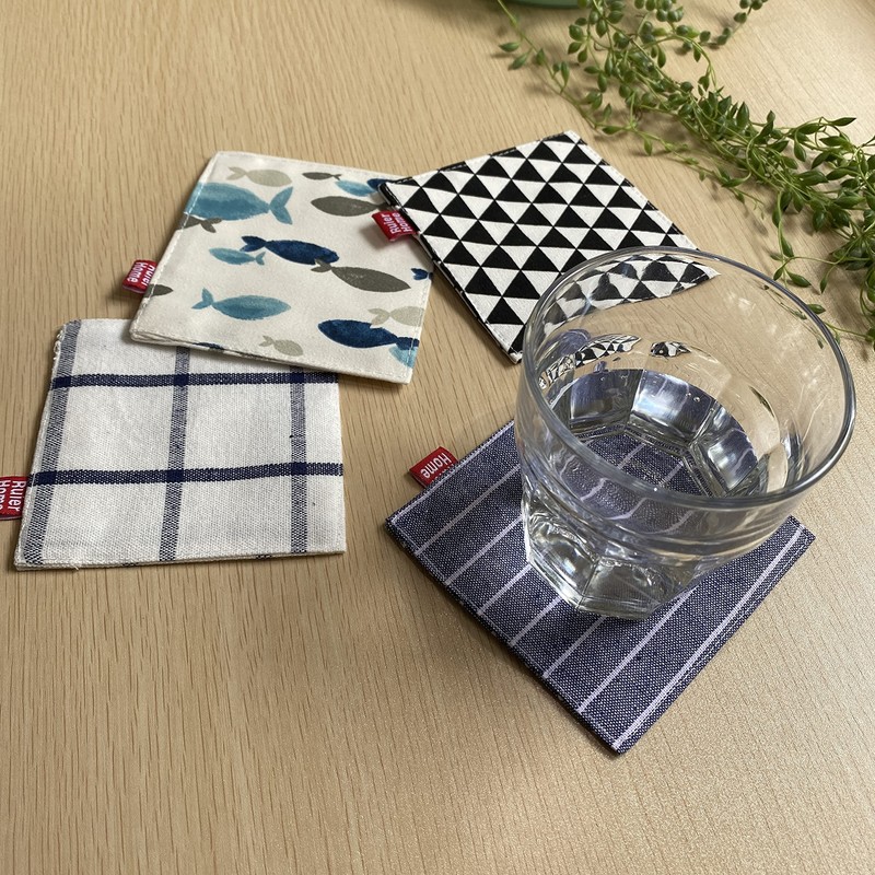 tallnext Coasters Fashionable Coasters Tea Holder Set of 4 (C)