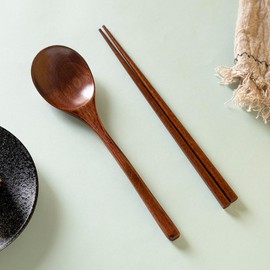 2-Piece Chopsticks and Spoon Set - Made of Wood, Asian Soup Spoon, Japanese Ramen Spoon, Reusable Chopsticks Wood, Serving Spoon, Tablespoon, Wooden Tableware Kitchen (23.5 cm)