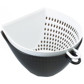 Akebono MZ-3532 Colander Bowl Set with Lid, Medium, Made in Japan, Quickly move chopped ingredients from the cutting board to prevent spills, Ingredients will not overflow even when placed under running water, with gradations, with a hook for hanging up,
