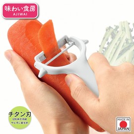 Shimomura Kogyo ATP-736 Amai Dining Room Titanium Peeler, White