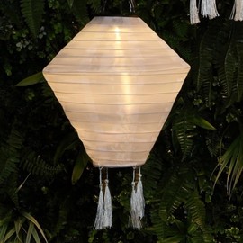 NOMA Solar Mandarin Lantern, Diamond with Tassels, 28 cm, White
