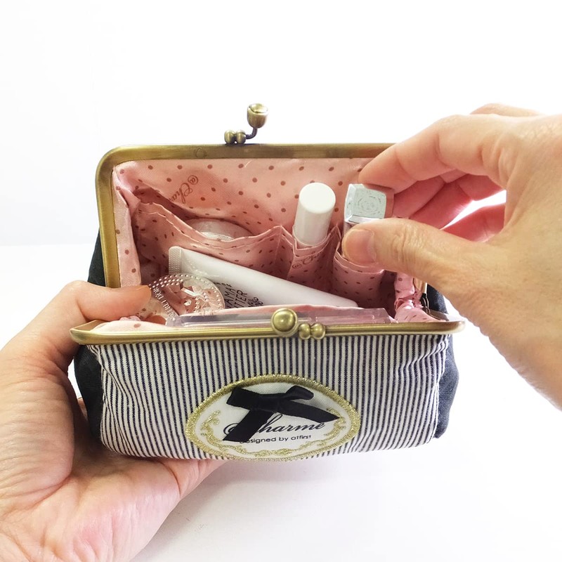 At First AF8267 Gamaguchi Pouch, Beaute Black