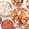 Yupik Yupik Raw California Walnuts, Medium Pieces, 2.2 lb (35.2 oz), Kosher, Gluten-Free, Vegan, Chopped Nuts, Unsalted, Unroasted, Source of Omegas, Healthy Snacks, Ideal for Baking & Cooking
