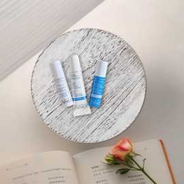 Holztablett Rund Deko Tablett, 2 teilig Set Landhausstil Serviertablett mit Fuss, Dekotablett Holz, Stapelbar Weiß Rund Tablett für Küche Badezimmer Kommode