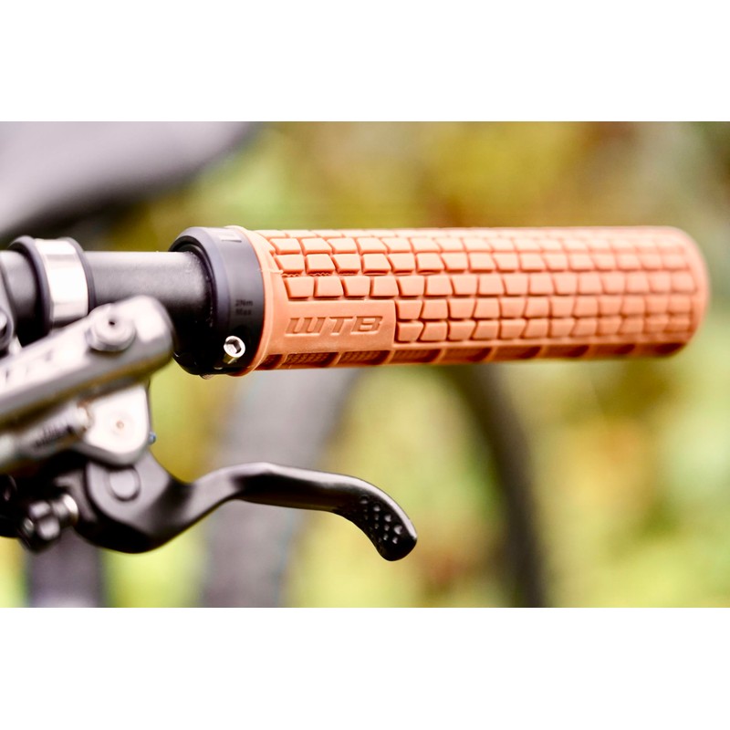 Trace Grip, Tan, Single Clamp