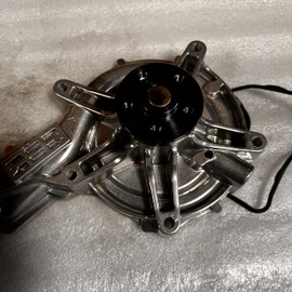 21228793 85000486 Water Pump for Volvo Trucks D9 D11 D10 D13 D16 MP8 FITS Volvo 85142304 85124621