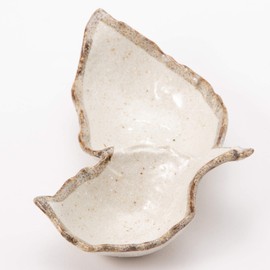 Mino Ware White Karatsu Futatsuba Condiment K43280