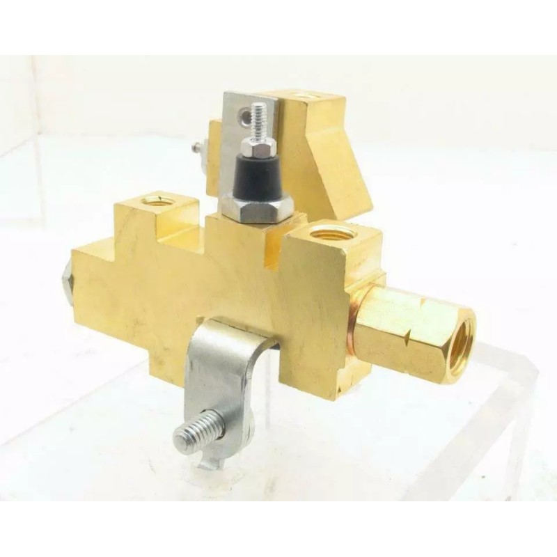 AUTO CITY CLASSIC Mopar Disc Brake Proportioning Valve & Metering