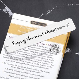 Graduation Gifts 2025 Graduation Gifts for Her Him Class of 2025 Senior Bookmark Gifts for Students Middle High School College Graduation Gifts for Her Him Son Daughter Back to School Supplies