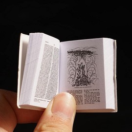 Seadiquiet Mini Bible Pocket Book 1/12 Dollhouse Miniature Book Bookshelf Bedroom Library Accessories Dollhouse Accessories
