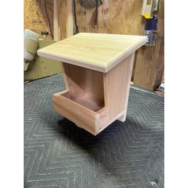 Gregg's Cardinal nest box (white cedar)