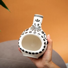 Handcrafted Palo Santo and Sage Holder White Smudge Burner Sticks Incense Cone Bowl Ceramic Pot Perfect for Enhanced Aromatherapy and Meditation Spaces Artisan Design for Elevated Spiritual Rituals