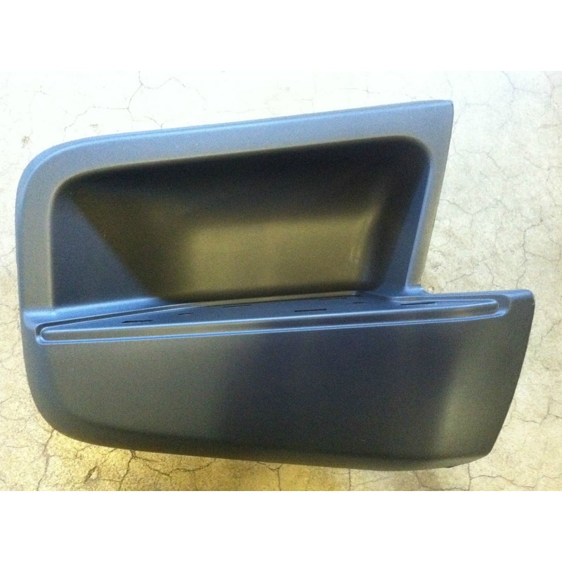 NEW OEM 2005-2015 NISSAN XTERRA RIGHT BUMPER STEP WITH PAD