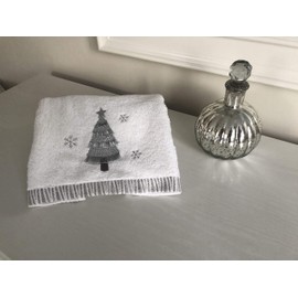SHL Christmas Tree 100% Cotton Embroidered Christmas Hand Towel 46 x 71 cm