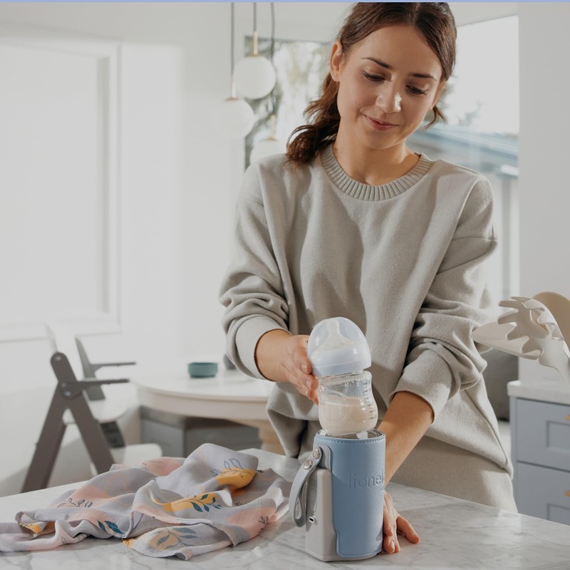 LIONELO Thermup Go Plus Portable Baby Bottle Warmer, Keeps Liquids