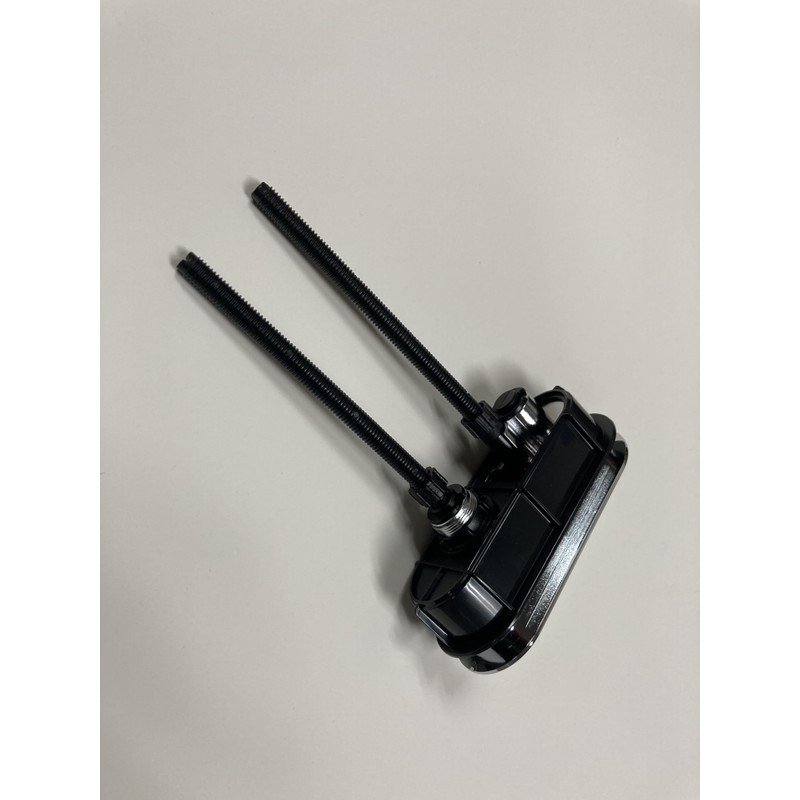 Chrome Oval Dual Flush Button (4.5-inch X 1.5-inch) (5-inch rods)