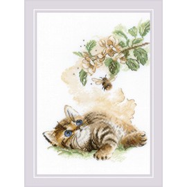 Riolis Flight of The Bumble Bee Counted Cross Stitch Kit