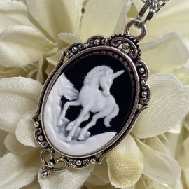 Fancy Fox Boutique Unicorn silver Heart Wedding Party Jewelry Prom Birthday Pony necklace Cameo